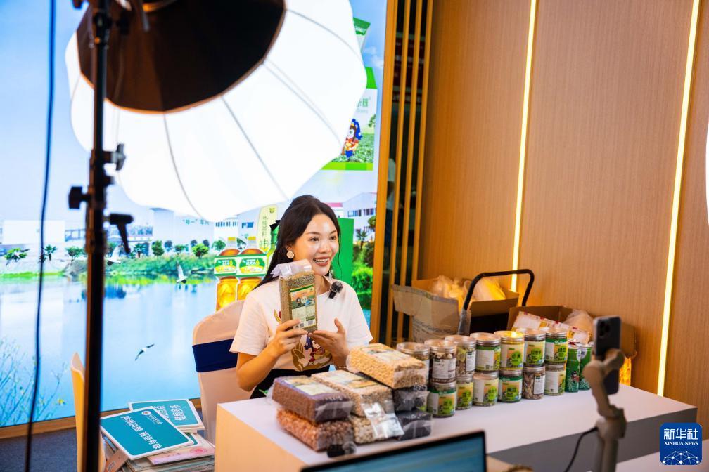 澳洲皇冠因为专业所以值得信赖
